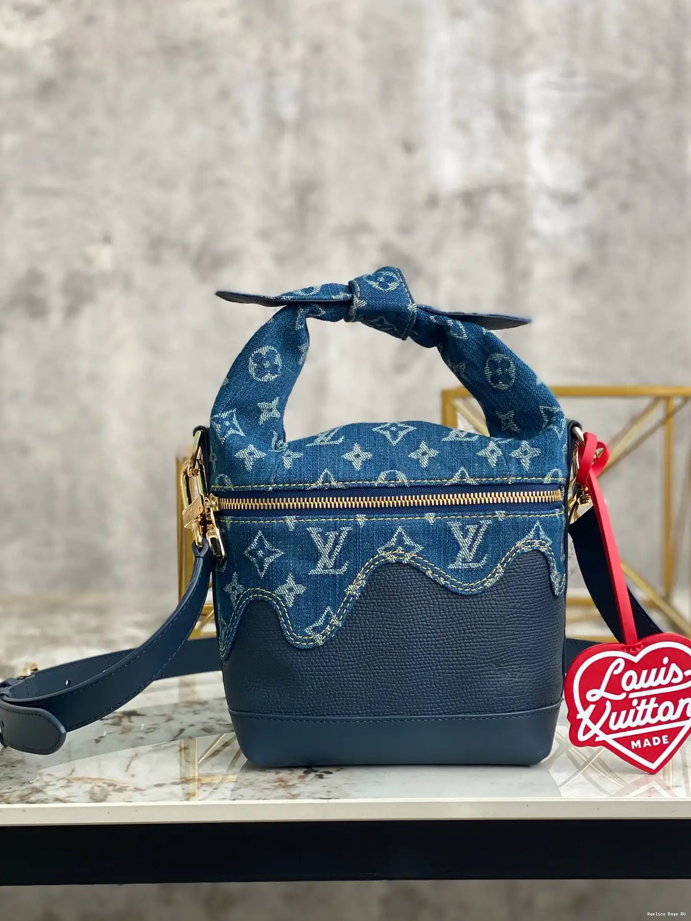 Cheap VUITTON CRUISER LOUIS JAPANESE 0622